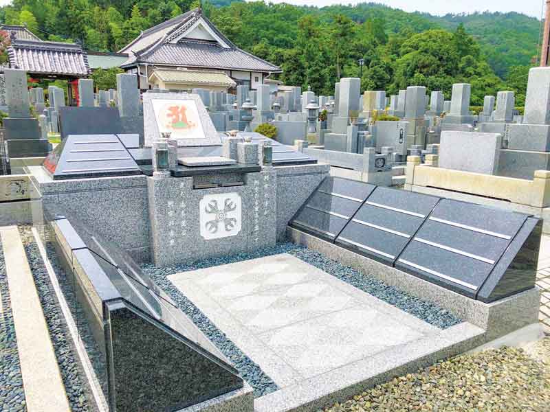 参拝空間を取り入れたデラックスタイプ